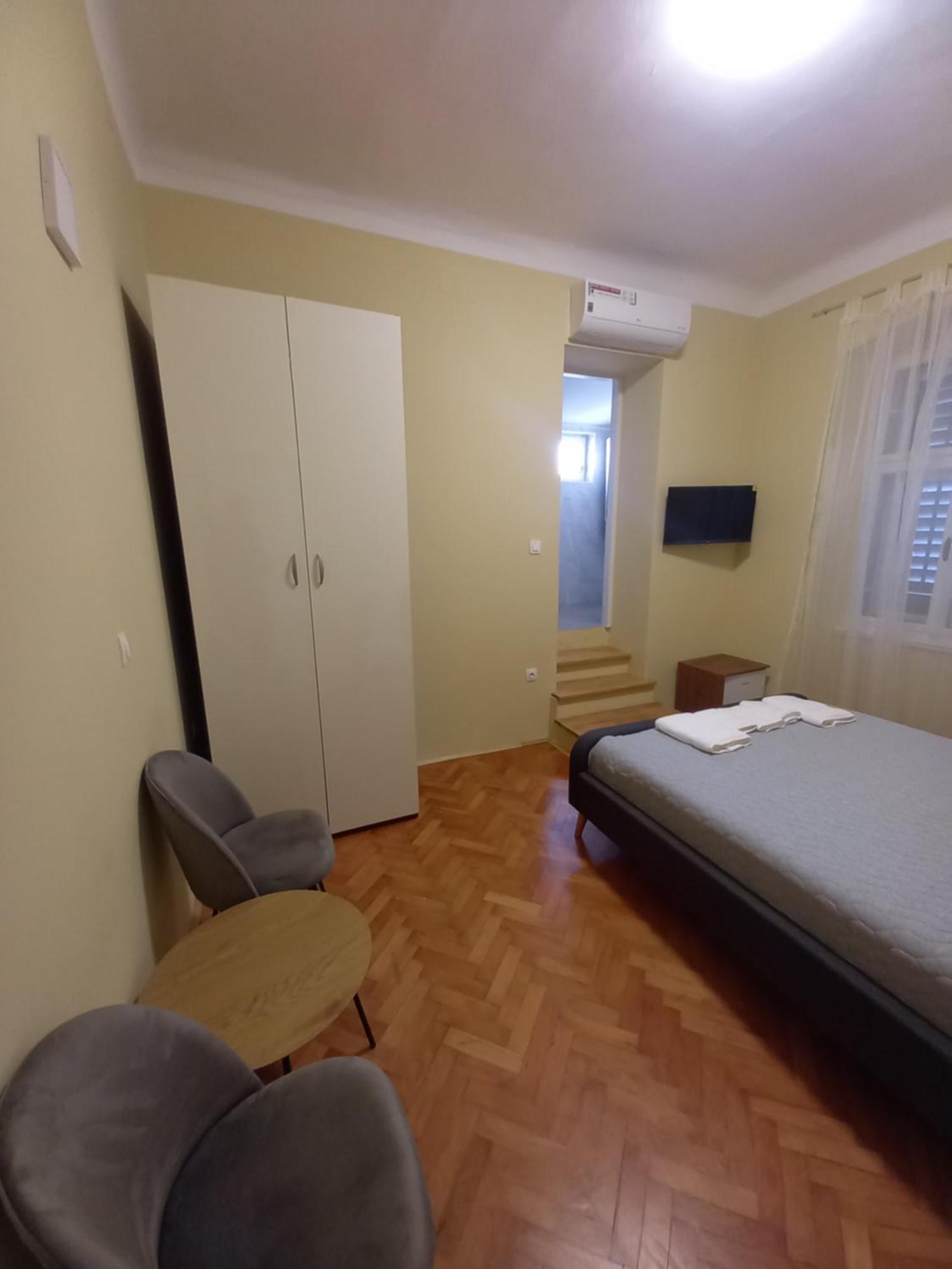 Oskar Amphitheater Apartments And Rooms With Free Parking Пула Номер фото